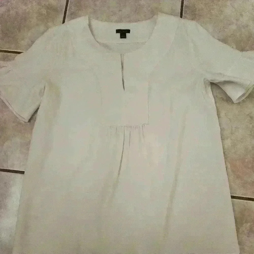 🌻ANN TAYLOR TOP